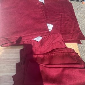 24 pcs set: 12 wine colored placemats and 12 linen napkins